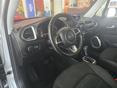 2018 Jeep Renegade Latitude   - Photo 8 - Hamilton, OH 45015