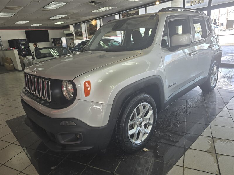 2018 Jeep Renegade Latitude   - Photo 1 - Hamilton, OH 45015