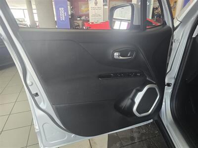 2018 Jeep Renegade Latitude   - Photo 7 - Hamilton, OH 45015