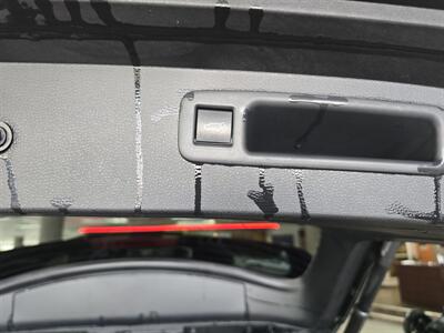 2023 Toyota Highlander XLE   - Photo 29 - Hamilton, OH 45015
