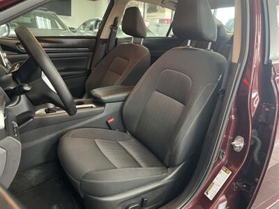 2025 Nissan Altima 2.5 SV 4DR SEDAN   - Photo 10 - Hamilton, OH 45015