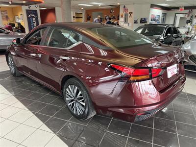2025 Nissan Altima 2.5 SV 4DR SEDAN   - Photo 8 - Hamilton, OH 45015