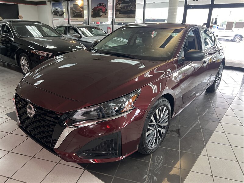2025 Nissan Altima 2.5 SV 4DR SEDAN - Photo 1 - Hamilton, OH 45015