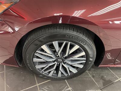 2025 Nissan Altima 2.5 SV 4DR SEDAN   - Photo 30 - Hamilton, OH 45015