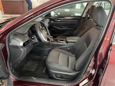 2025 Nissan Altima 2.5 SV 4DR SEDAN   - Photo 9 - Hamilton, OH 45015