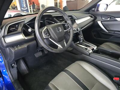 2018 Honda Civic Touring 2DR COUPE   - Photo 7 - Hamilton, OH 45015