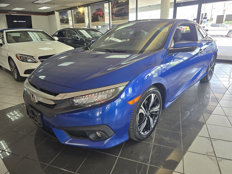 2018 Honda Civic Touring 2DR COUPE - Photo 1 - Hamilton, OH 45015