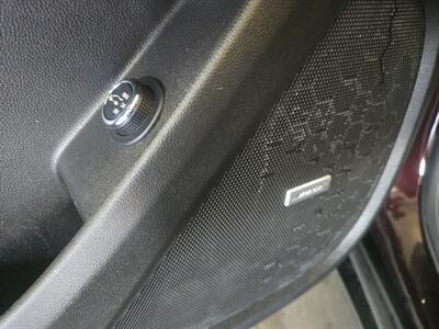 2021 Chevrolet Traverse LT Leather 4DR SUV   - Photo 22 - Hamilton, OH 45015