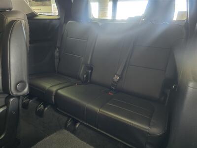 2021 Chevrolet Traverse LT Leather 4DR SUV   - Photo 9 - Hamilton, OH 45015