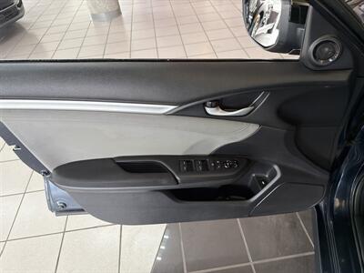 2018 Honda Civic EX-T - Photo 19 - Hamilton, OH 45015