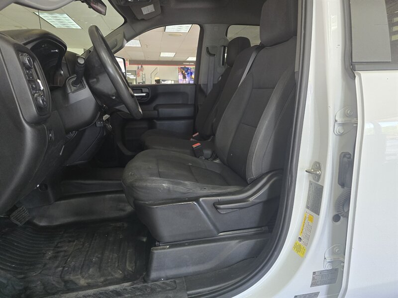 2021 Chevrolet Silverado 2500 Work Truck 4DR EXTENDED CAB 4X4 - Photo 9 - Hamilton, OH 45015