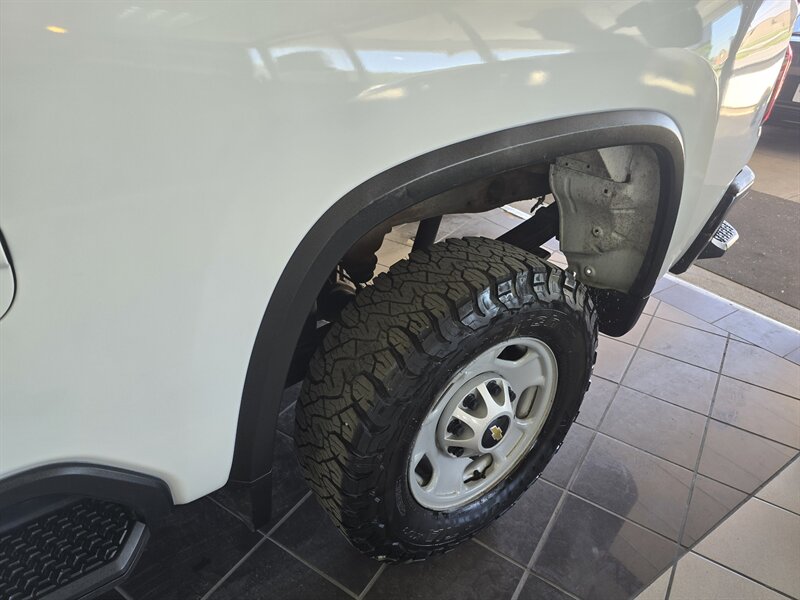 2021 Chevrolet Silverado 2500 Work Truck 4DR EXTENDED CAB 4X4 - Photo 32 - Hamilton, OH 45015