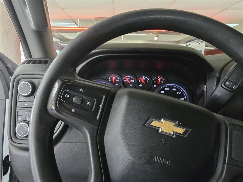 2021 Chevrolet Silverado 2500 Work Truck 4DR EXTENDED CAB 4X4 - Photo 21 - Hamilton, OH 45015