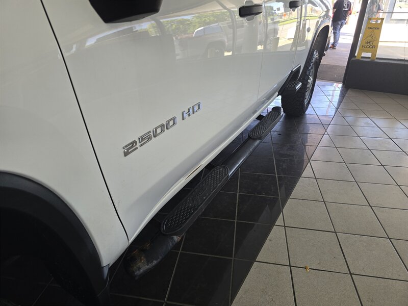 2021 Chevrolet Silverado 2500 Work Truck 4DR EXTENDED CAB 4X4 - Photo 24 - Hamilton, OH 45015