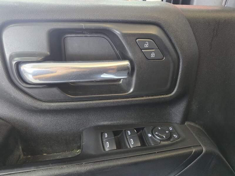 2021 Chevrolet Silverado 2500 Work Truck 4DR EXTENDED CAB 4X4 - Photo 17 - Hamilton, OH 45015