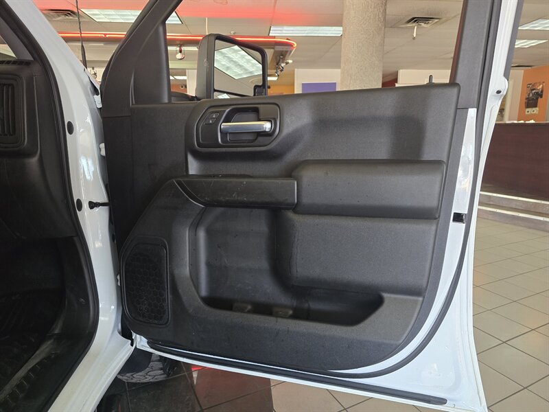 2021 Chevrolet Silverado 2500 Work Truck 4DR EXTENDED CAB 4X4 - Photo 12 - Hamilton, OH 45015