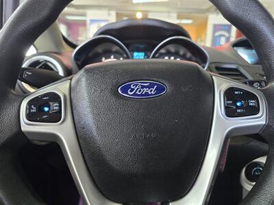 2017 Ford Fiesta SE 4DR SEDAN   - Photo 22 - Hamilton, OH 45015