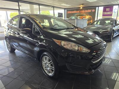 2017 Ford Fiesta SE 4DR SEDAN   - Photo 3 - Hamilton, OH 45015