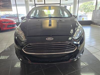2017 Ford Fiesta SE 4DR SEDAN   - Photo 2 - Hamilton, OH 45015