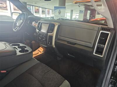 2014 RAM 1500 Big Horn   - Photo 26 - Hamilton, OH 45015