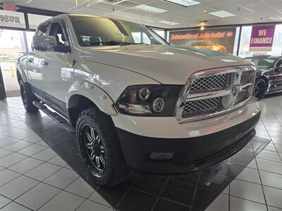 2012 RAM 1500 Laramie Limited 4DR CREW CAB 4X4/HEMI   - Photo 3 - Hamilton, OH 45015