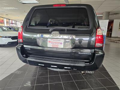 2006 Toyota 4Runner SR5   - Photo 5 - Hamilton, OH 45015