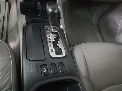 2006 Toyota 4Runner SR5   - Photo 20 - Hamilton, OH 45015