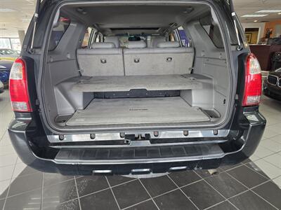 2006 Toyota 4Runner SR5   - Photo 33 - Hamilton, OH 45015