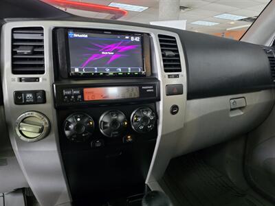2006 Toyota 4Runner SR5   - Photo 27 - Hamilton, OH 45015