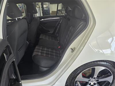 2017 Volkswagen Golf GTI S 4DR HATCHBACK   - Photo 11 - Hamilton, OH 45015