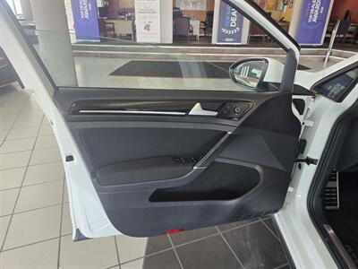 2017 Volkswagen Golf GTI S 4DR HATCHBACK   - Photo 7 - Hamilton, OH 45015