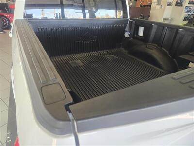 2020 Ford F-150 Lariat - Photo 32 - Hamilton, OH 45015