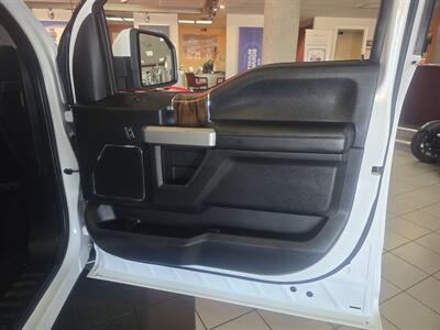 2020 Ford F-150 Lariat - Photo 13 - Hamilton, OH 45015