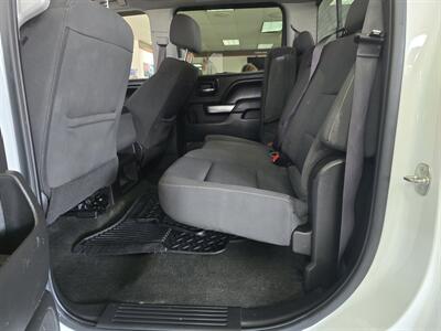 2017 Chevrolet Silverado 1500 LT-CREW CAB-4X4/V8   - Photo 9 - Hamilton, OH 45015