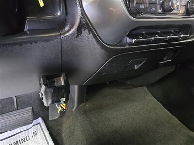 2017 Chevrolet Silverado 1500 LT-CREW CAB-4X4/V8   - Photo 20 - Hamilton, OH 45015