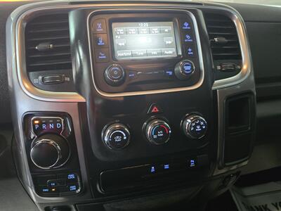 2024 RAM 1500 CLASSIC Warlock 4DR CREW CAB 4X4   - Photo 25 - Hamilton, OH 45015