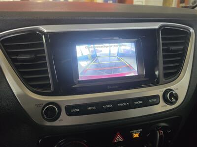 2019 Hyundai Accent SE 4DR SEDAN   - Photo 18 - Hamilton, OH 45015