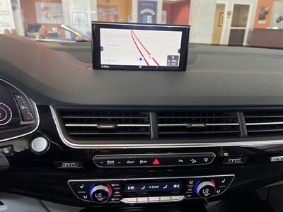 2017 Audi Q7 3.0T quattro Premium Plus   - Photo 15 - Hamilton, OH 45015