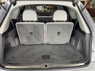 2017 Audi Q7 3.0T quattro Premium Plus   - Photo 33 - Hamilton, OH 45015