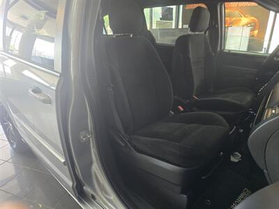 2017 Dodge Grand Caravan SE 4DR MINI-VAN   - Photo 15 - Hamilton, OH 45015
