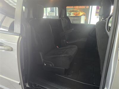 2017 Dodge Grand Caravan SE 4DR MINI-VAN   - Photo 16 - Hamilton, OH 45015