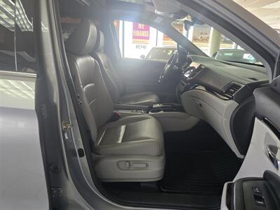 2019 Honda Pilot Touring 4DR SUV AWD   - Photo 17 - Hamilton, OH 45015