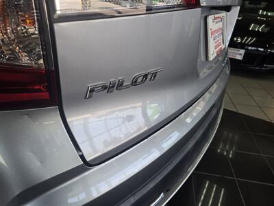 2019 Honda Pilot Touring 4DR SUV AWD   - Photo 41 - Hamilton, OH 45015