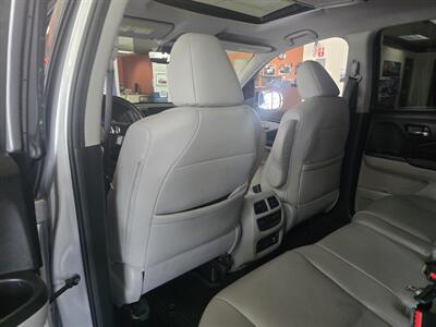 2019 Honda Pilot Touring 4DR SUV AWD   - Photo 11 - Hamilton, OH 45015
