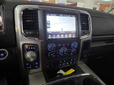 2017 RAM 1500 Laramie CREW CAB 4X4   - Photo 38 - Hamilton, OH 45015