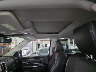 2017 RAM 1500 Laramie CREW CAB 4X4   - Photo 37 - Hamilton, OH 45015