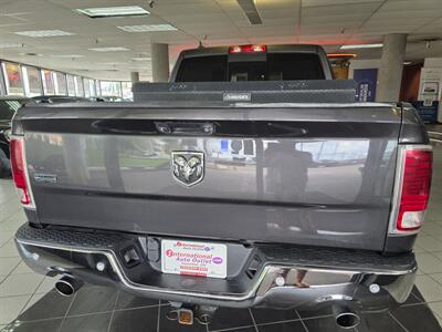 2017 RAM 1500 Laramie CREW CAB 4X4   - Photo 44 - Hamilton, OH 45015