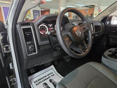2018 RAM 1500 Express   - Photo 17 - Hamilton, OH 45015