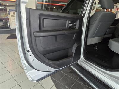 2018 RAM 1500 Express   - Photo 15 - Hamilton, OH 45015