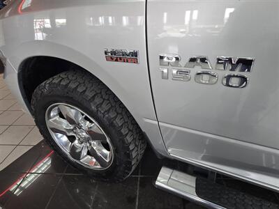 2018 RAM 1500 Express   - Photo 44 - Hamilton, OH 45015